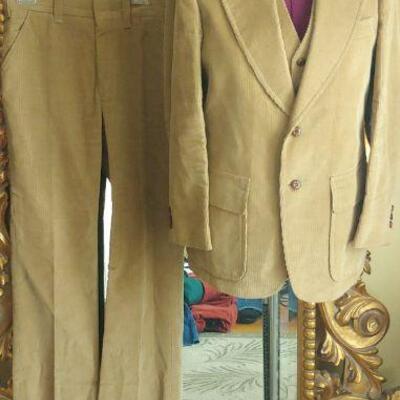Classic mens 70s Corduroy 3 piece suit