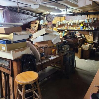 Estate sale photo