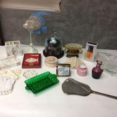 https://www.ebay.com/itm/124403353553	KG8028: Vanity top items - Mixed Lot Local Pickup	Auction
