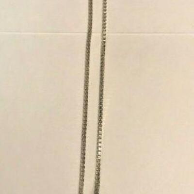 https://www.ebay.com/itm/124401262439	WL181 STERLING SILVER AND BLUE TOPAZ KEY NECKLACE MISSING SOME STONES	Buy-It-Now	 $25.00 
