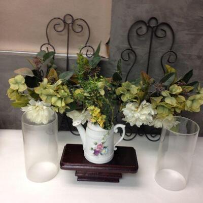 https://www.ebay.com/itm/114479268644	KG8029 Vintage Home DÃ©cor and Wall Hanging Mixed Box Lot Local Pickup	Auction
