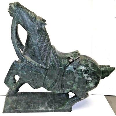 WL3078	https://www.ebay.com/itm/114360895413	WL3078 VINTAGE GREEN SOAP STONE CARVED HORSE STATUE		Buy-It-Now		$50 
