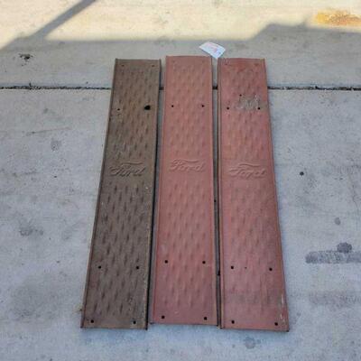 7555	

Model T Running Boards
Model T Running Boards
