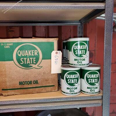 #6760 â€¢ 12 Vintage Cardboard Quaker State Motor Oil,