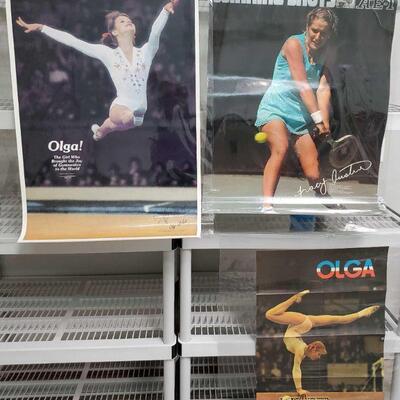 1105	

2 Olga Korbut And 1 Tracy Austin Poster
Measurements Range Approx 27.5x17-35"x25"