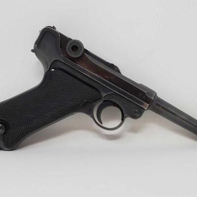 105	

Mauser Luger P.08 9mm Semi-Auto Pistol
Serial Number: 5682 Barrel Length: 4"