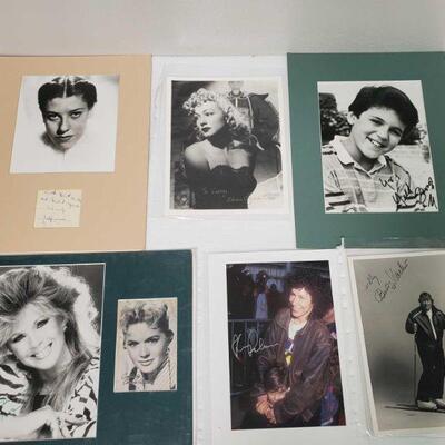 1322	

Signed Photographes of Rhea Perlman, Fred Savage, Connie Stevens and More
All appear tp be signed, Not Authenticated Signed...