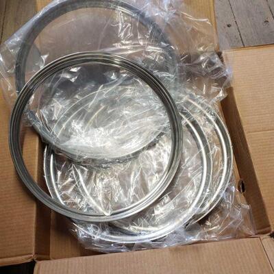 7225	

4 New Beauty Rings
4 New Beauty Rings