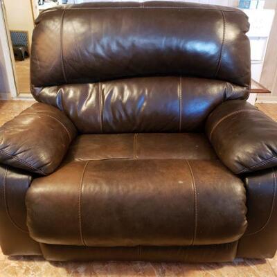 https://ctbids.com/#!/individualEstateSales/316/8160
Shop CTBIDS Augusta, GA for the holidays!
