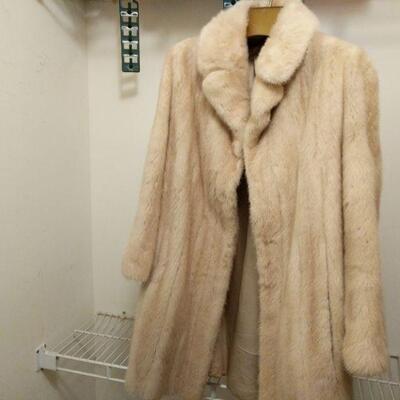 https://ctbids.com/#!/individualEstateSales/316/8160
Shop CTBIDS Augusta, GA for the holidays!
