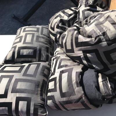 bedspread $15 pillows $3 each