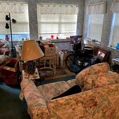 Estate sale photo