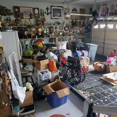 Estate sale photo