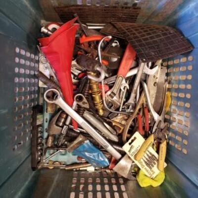 #7113 â€¢ Tote Of Hand Tools