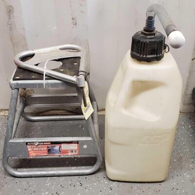 5530	

Dirt Bike Stand, and Gas Can
Dirt Bike Stand, and Gas Can