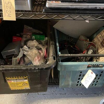 5230	

Ethernet Cords, Power Cords, USB Cords, Miscellaneous Computer Parts
TOTES NOT INCLUDED