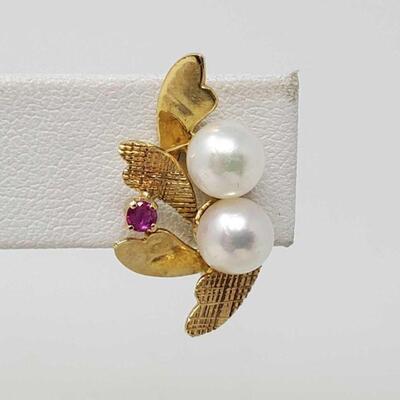 820	

14k Gold Earring, 2.4g
Weighs Approx 2.4g