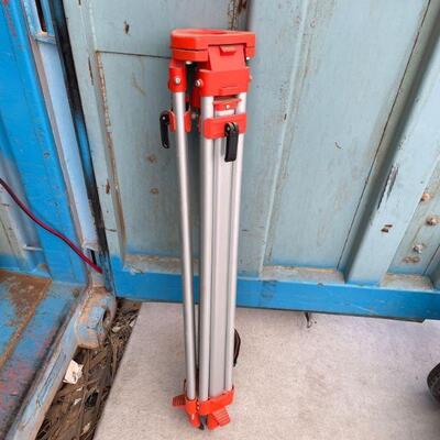 3056	

Laser Level Tri Pod
Laser Level Tri Pod