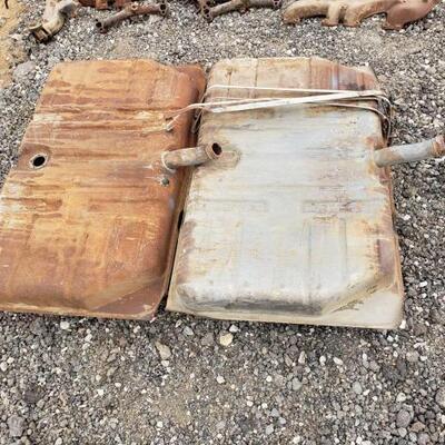 #4562 â€¢ 2 Buick Riviera Gas Tanks
