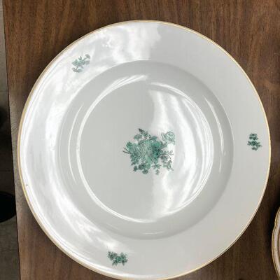 https://www.ebay.com/itm/114652045103	BA5203 Vista Alegre Portugal For Mottahedeh Vintage Serving Plate Local Pickup		Auction
