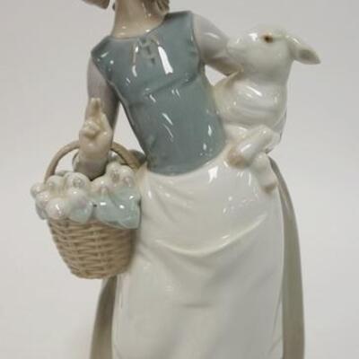 1042	LLADRO GIRL W/LAMB & ONION BASKET, 10 IN HIGH
