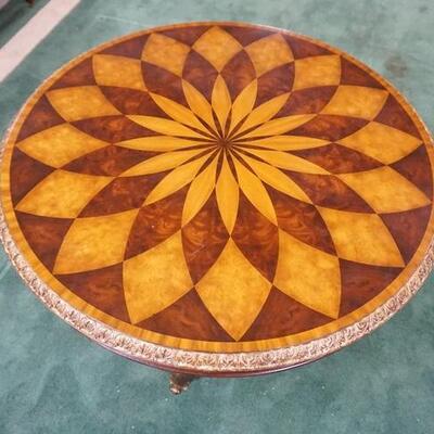 1015	MAITLAND SMITH HYDE PARK DINING TABLE, 30 IN X 41 IN
