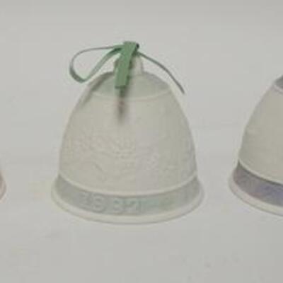 1028	4 LLADROS CHRISTMAS BELLS, 1988, 1991, 1992 & TWO 1993
