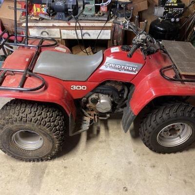 1990 Honda Fourtrax 300 ATV 1990 Honda Fourtrax. Turns on but needs new battery.