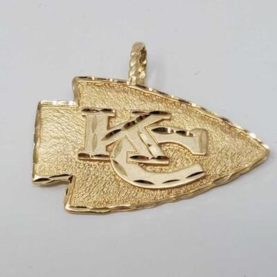 2042 â€¢ 14k Gold Kansas City Chiefs Pendent, 5.5g