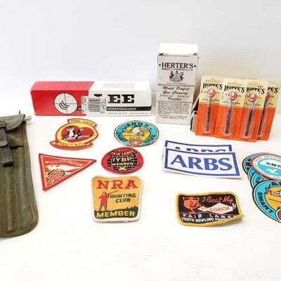 #8082 â€¢ Patches, Stickers, Approx 20 .30 CAL Rifle Phosphor Bronze Brushes, Gun Cleaning Patches, 12 Gaâ€¦