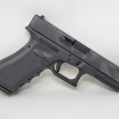 Glock 17 9mm Semi-Auto Pistol sells at aucltion January 31st no reservs to the highest bidder . 
Serial Number: BRMP388 Barrel Length:...
