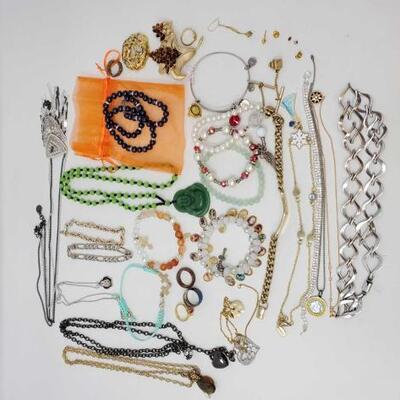 #2250 â€¢ Costume Jewelry!