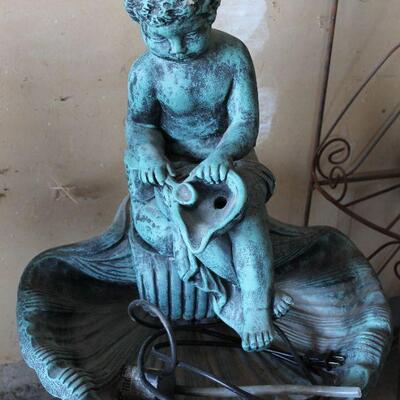 Cherub garden fountain with pump.
