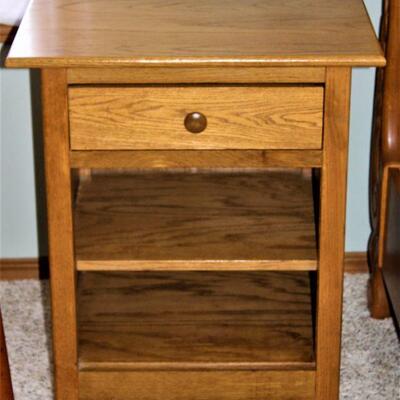 Two Oak nightstands.