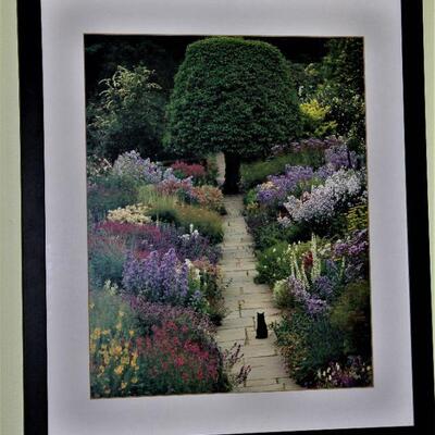 Serene garden art.