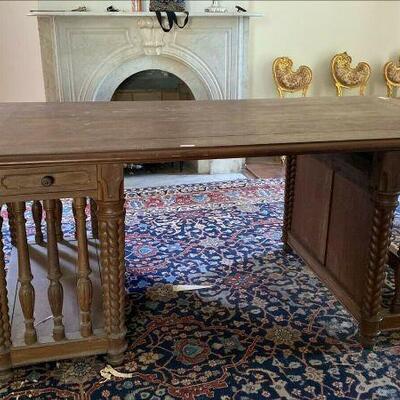 https://www.ebay.com/itm/125316390636	JK1006 VINTAGE Custom Made 1890s DESK FOR 2, 3 PIECE		Auction 	 Starts 05/20/2022 After 6 PM 
