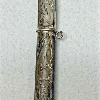https://www.ebay.com/itm/115387214629	LB1059 VINTAGE STERLING SILVER TOOTHPICK OR NEEDLE HOLDER SMALL		Auction 	 Starts 05/20/2022 After...