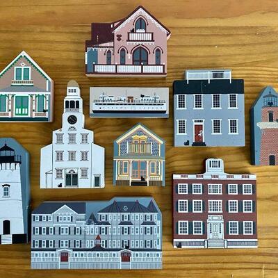 Cat's Meow Collectibles!  Many lots available!