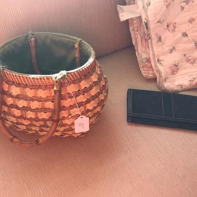 Straw basket purse/SOLD