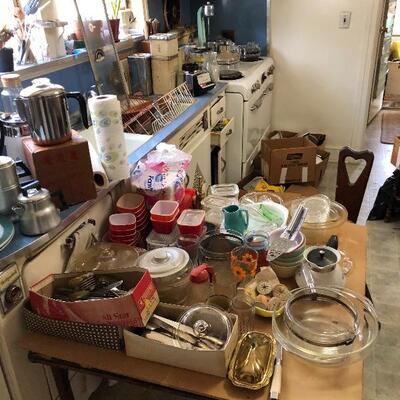 Estate sale photo