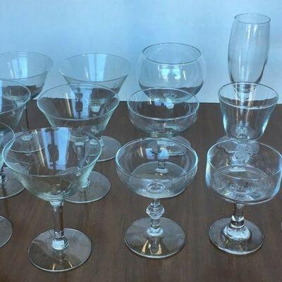 https://www.ebay.com/itm/124679435621	KG0054 LOT OF GLASS STEMWARE 14 PCS Local Pickup		Buy-It-Now	19.99...