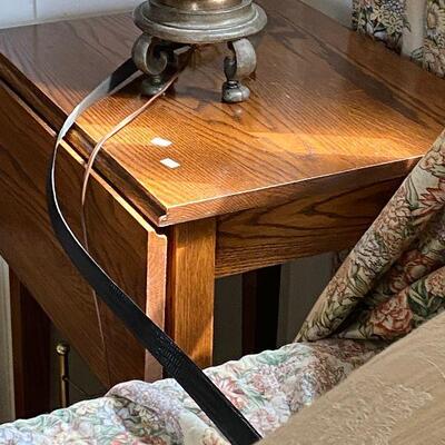 CT7009	https://www.ebay.com/itm/114745608177	CT7009 Oak Dropleaf Accent table  Local Pickup	Auction
CT7010...
