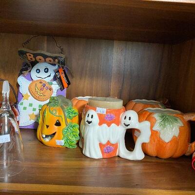 https://www.ebay.com/itm/114745667152	CT7057 Lot of Halloween Local Pickup	Auction

