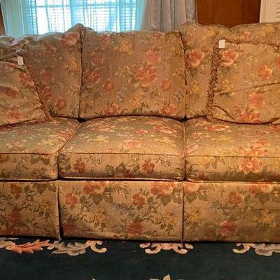 https://www.ebay.com/itm/114745648425	CT7039 Modern Extra Plush Sofa Local Pickup	Auction
