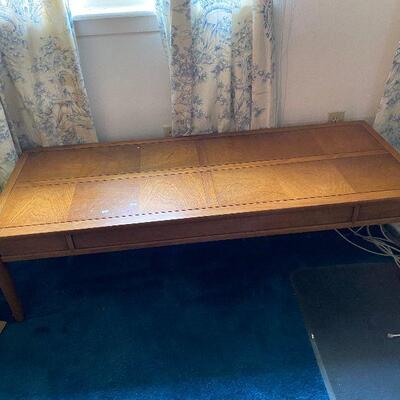 https://www.ebay.com/itm/114745611584	CT7011 Mid Century Oak Coffee Table Local Pickup	Auction
