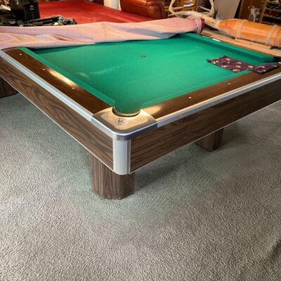 Brunswick regulation size Centurion pool table