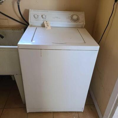 2100	

Whirlpool Washer And Dryer
Measures Approx: 25" x 26" x 41"