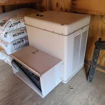 4018	

Swamp Cooler
Measures Approx: 24" x 28" x 27"