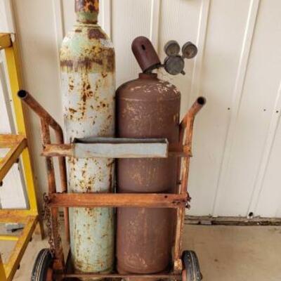 6022	

Oxygen & Acetylene Tanks
Oxygen & Acetylene Welding Tanks With Cart