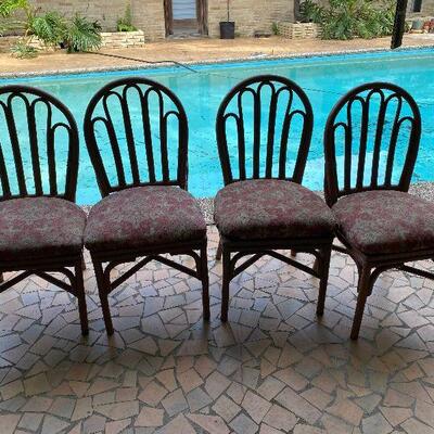 https://www.ebay.com/itm/124691273415	oR9009 4 Thttps://www.ebay.com/itm/124691273415	oR9009 4 Taupe Rattan Dinning Room Chairs UShip or...